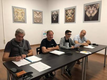 Centre Homonay - acadèmia d'anglès, repàs, música i escola russa