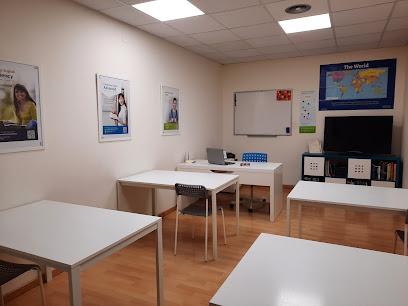 LanguageClub 🇬🇧🇩🇪🇨🇵Academia Idiomas Reus