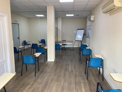 Academia Universal Guadalajara S L U