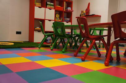 Playhouse English School